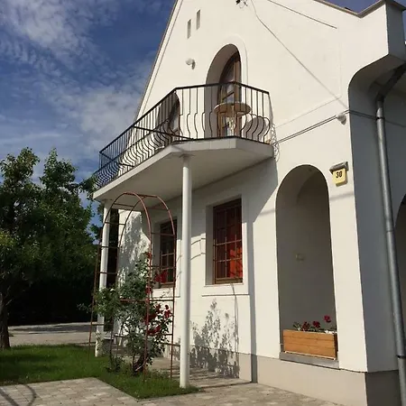 Elysium Guest house 2*