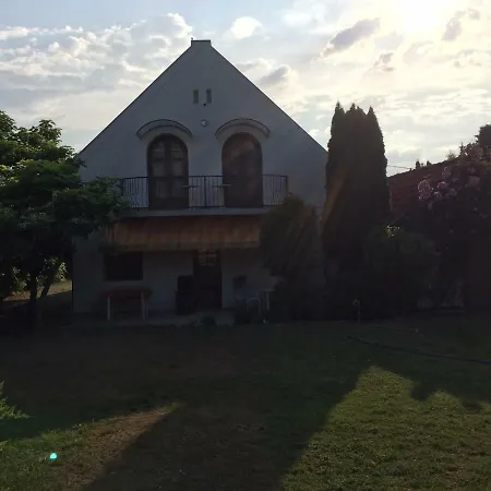 Elysium Guest house Gyenesdias